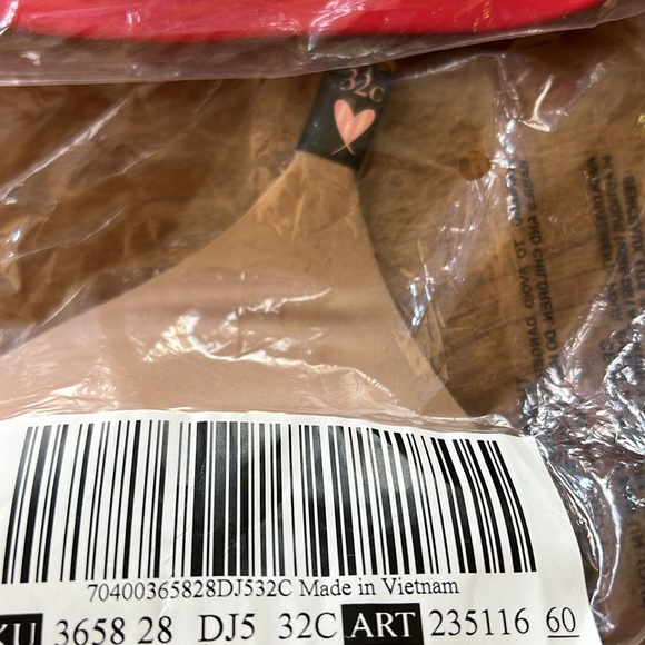 Victoria's Secret lightly lined wireless tshirt bra - Picture 4 of 4